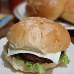 Burger Chicken Patty Spesial