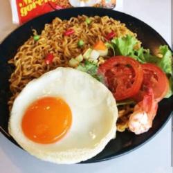 Mie Goreng / Kuah Level 1-5   Bakso / Sosis   Ayam Geprek