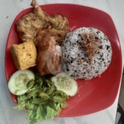 Nasi Tutug Oncom