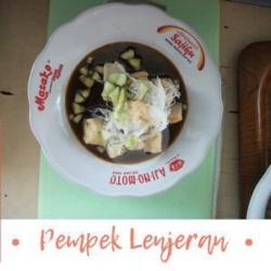 Pempek Lenjeran