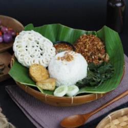 Ayam Bawang Goreng    Nasi