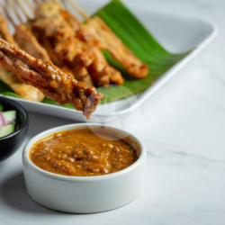 10 Tusuk Sate Ayam Spesial Bumbu Kacang (full Daging)