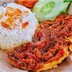 Sambal Terasi Ayam Geprek   Nasi