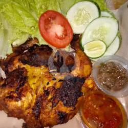 Ayam Bacok Bakar Utuh