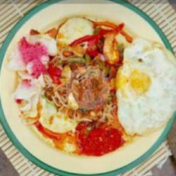 Lontong Sayur Telur Ceplok