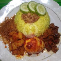 Nasikuning Telur Balado, Bihun   Orek Tempe   Kentang Balado