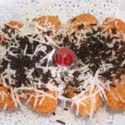 Pisang Kepok Crispy Toping Susu Keju Mesis