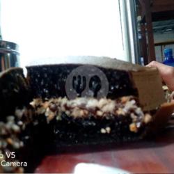 Kacang Coklat (blacksweet)