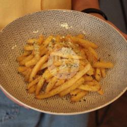 Garlic Parmesan Fries