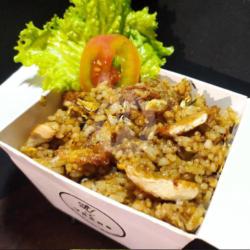 Nasi Goreng Ayam Laveers