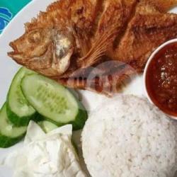 Nasi Sayur Ikan Goreng