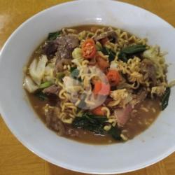 Mie Rebus Sapi Panggang