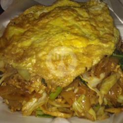 Kwetiau Goreng Telor Pisah