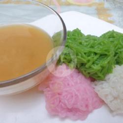 Kue Putu Mayang