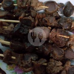 Sate Rempelo Ati Ayam Kampung