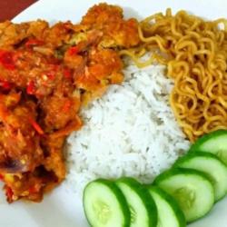 Nasi Indomie Ayam Geprek   Teh Pucuk