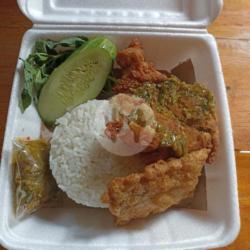 Nasi Ayam Geprek Presto Sambal Ijo