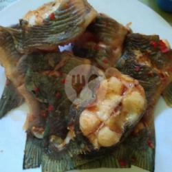 Pindang Baung Badan Gratis Lalap   Sambal