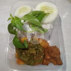 Nasi Ayam Geprek Sambal Ijoo