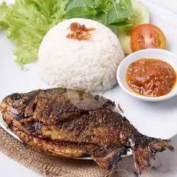 Paket Ikan Goreng Bawal