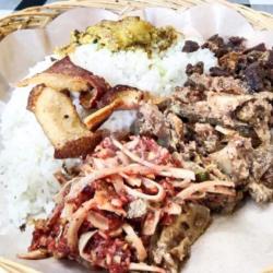 Nasi Campur Lawar Plek Babi