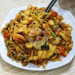 Ifumie Kuah Seafood Bakso Udang Telur Cumi Sosis