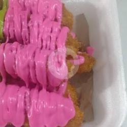 Pisang Crispy Topping Strawberry