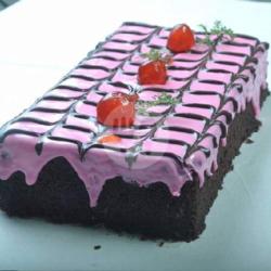 Brownies Kukus Pink Strawberry