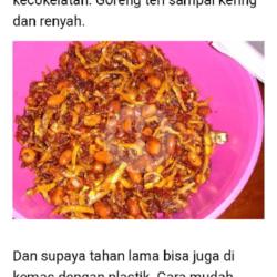 Tri Kacang Nasi