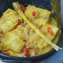 Ikan Tuna Bumbu Kuning