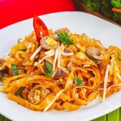 Kwetiaw Goreng  Campur Telor