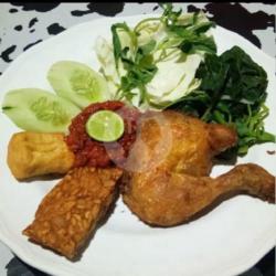 Ayam Tempong