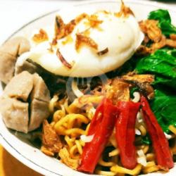 Indomi Goreng Telor Baso / Sosis