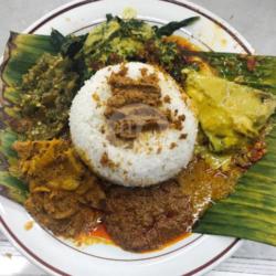 Nasi Gulai Ikan Kuning Esteh