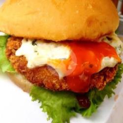 Burger Telur Daging Nugget