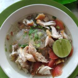 Soto Ayam Bumbu Rempah Kuah Bening.