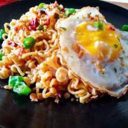 Indomi Goreng/telor