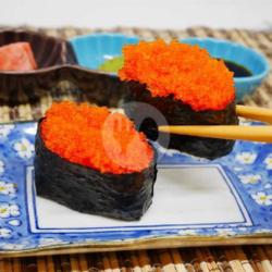 Tobiko Nigiri