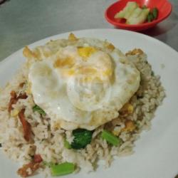 Nasi Goreng Ikan Asin Istimewa