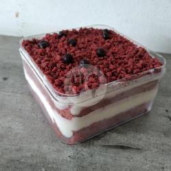 Red Velvet Dessert (10,6 X 10,6x 6 Cm)