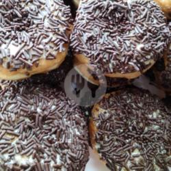 Donat Mesis Coklat