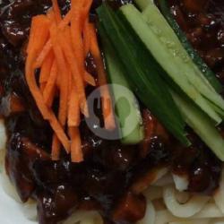 Jjajangmyeon Chicken ( Ayam )