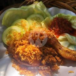 Ayam Goreng Serundeng (tanpa Nasi))