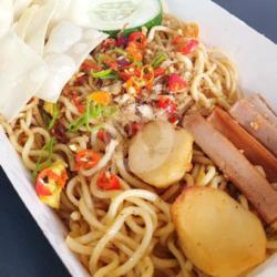 Mie Goreng Komplit Kamu Kita