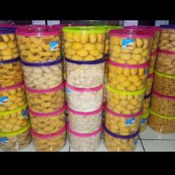 Aneka Kue Lebaran Toples Jumbo