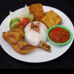 Nasi Penyet Ayam