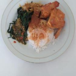 Nasi Ayam Gule