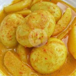 Telor Bulat Gulai