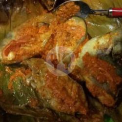 Nasi Brengkes/pepes Ikan Patin