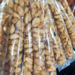 Kacang Tojin